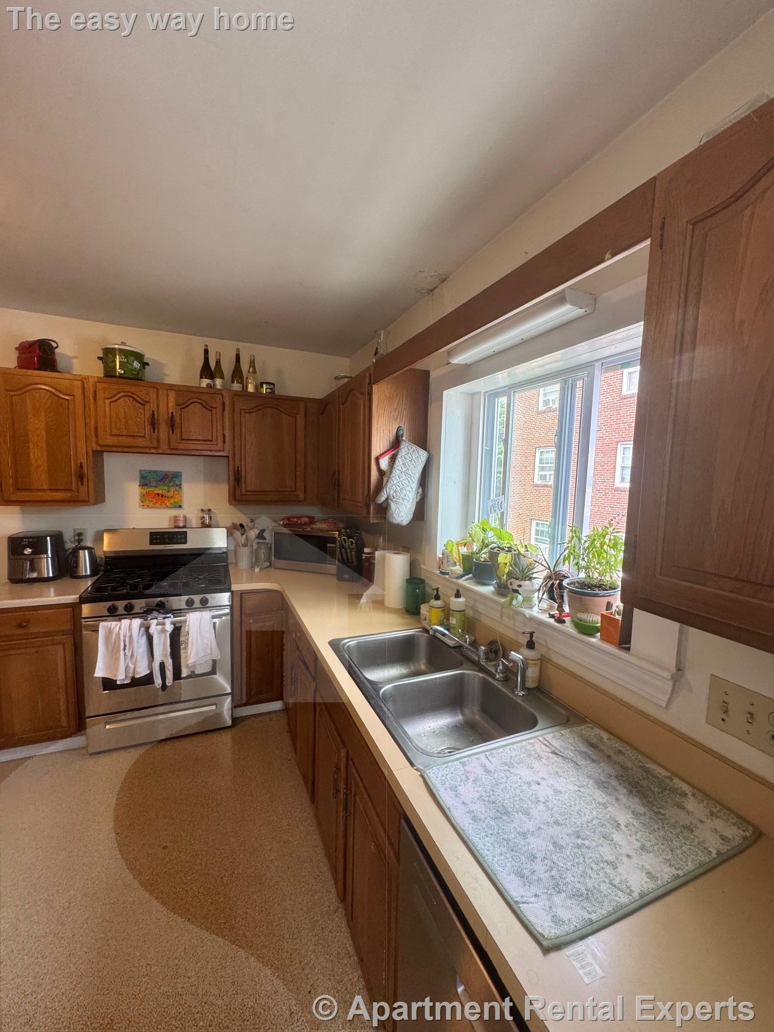 109 Orchard St, Davis Square