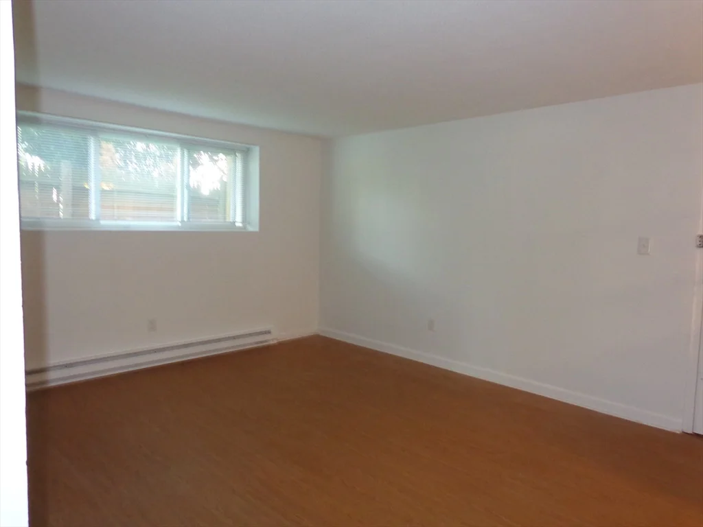 183 Mount Auburn St, Watertown