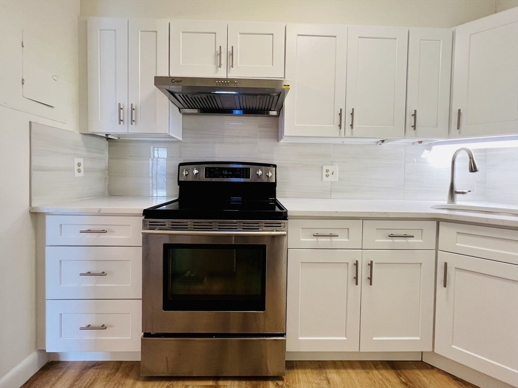 16 Winter St, Waltham