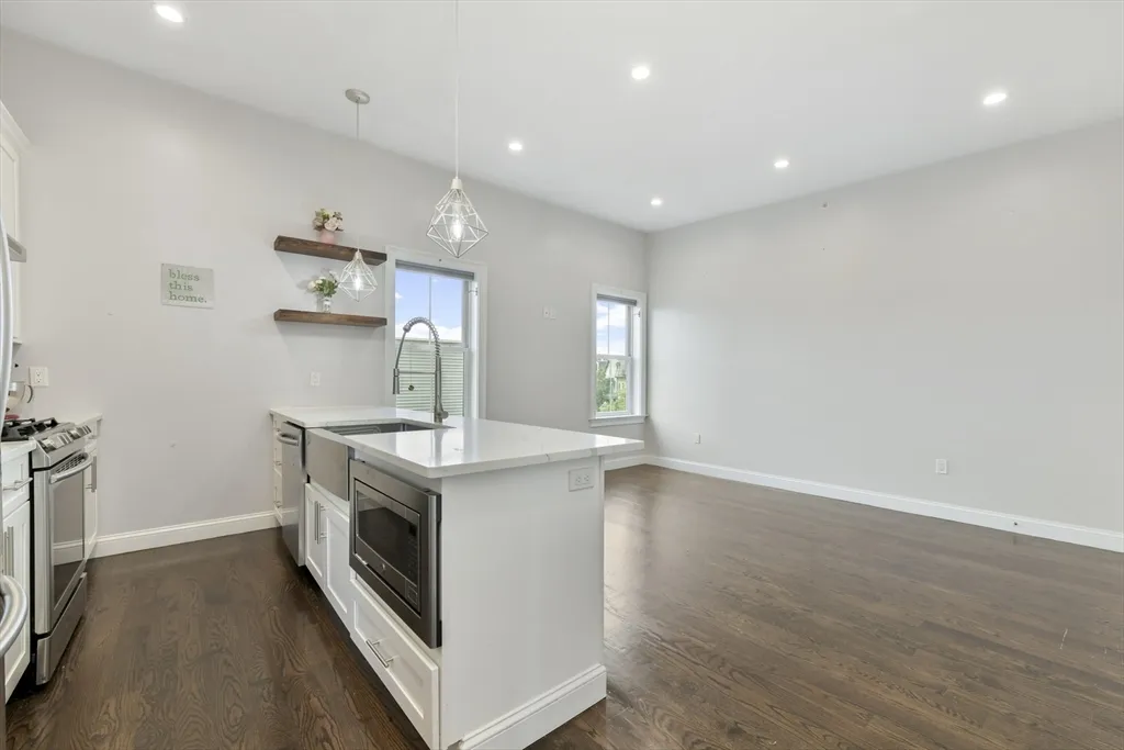 189 Trenton St, East Boston