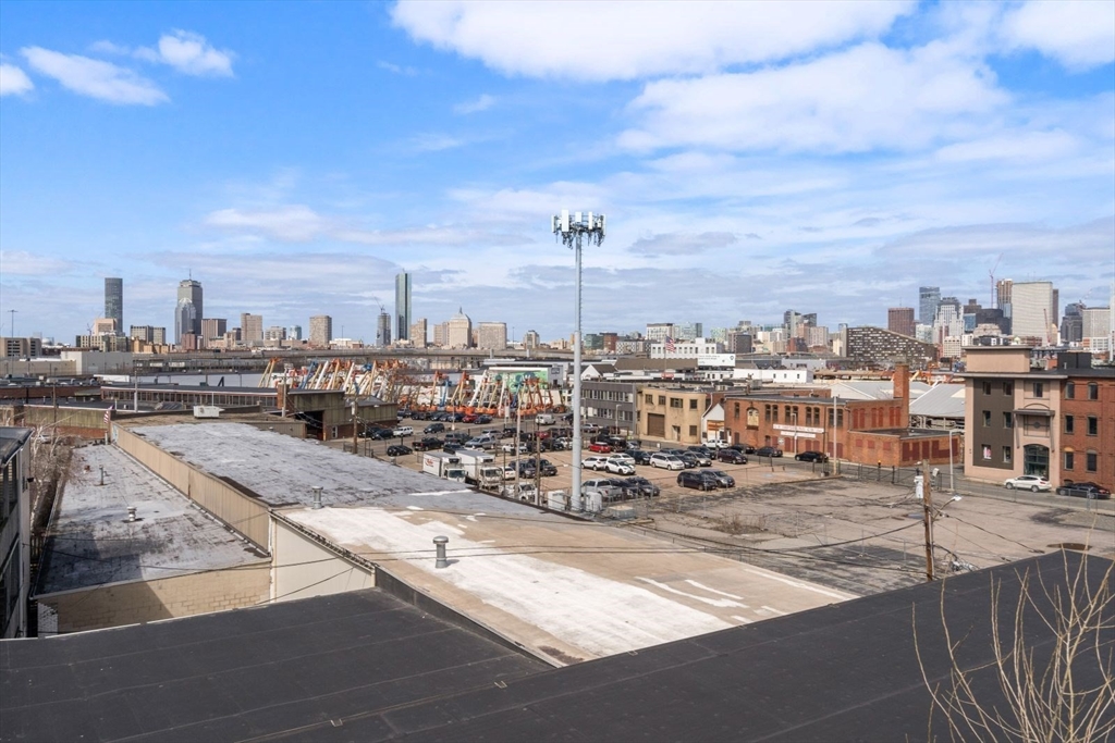 55 Middle St, South Boston