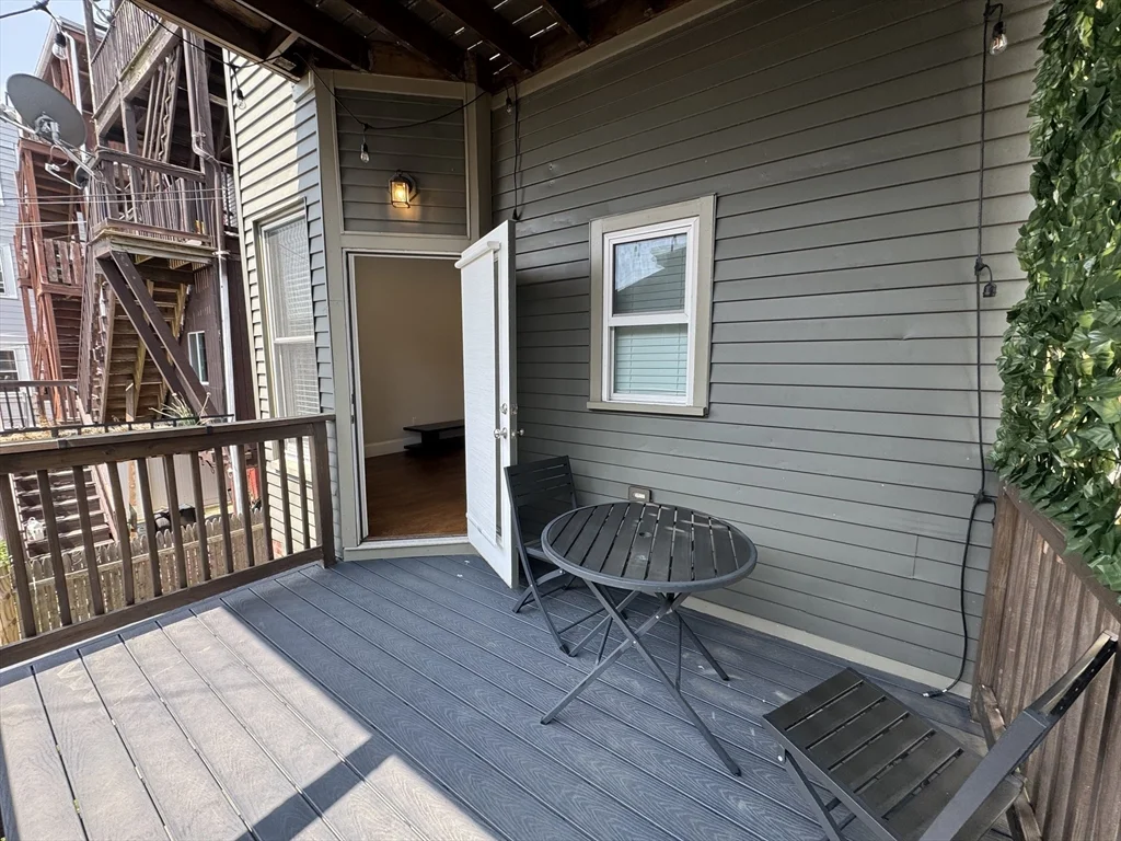 249 Lexington St, Eagle Hill