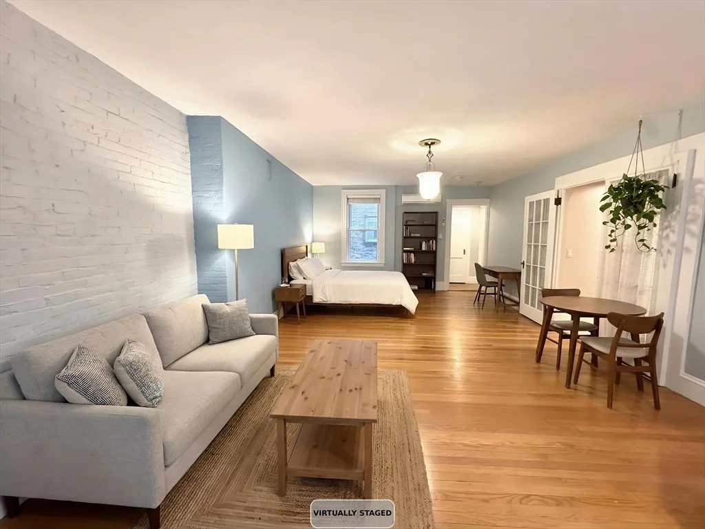 86 Commonwealth Ave, Back Bay