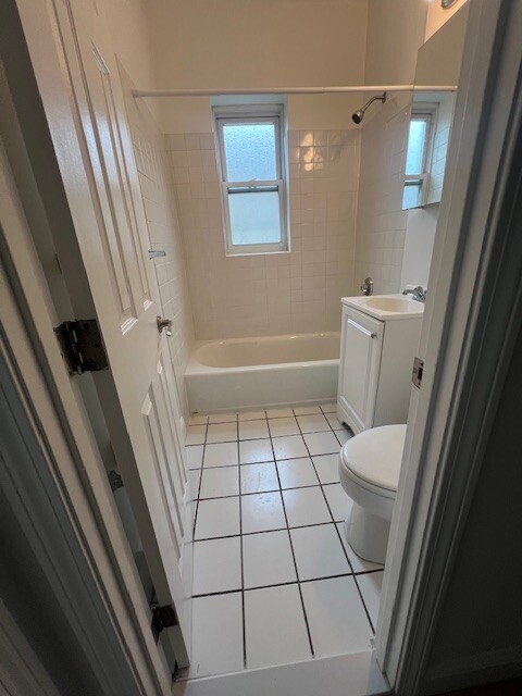 111 Norway St, Fenway