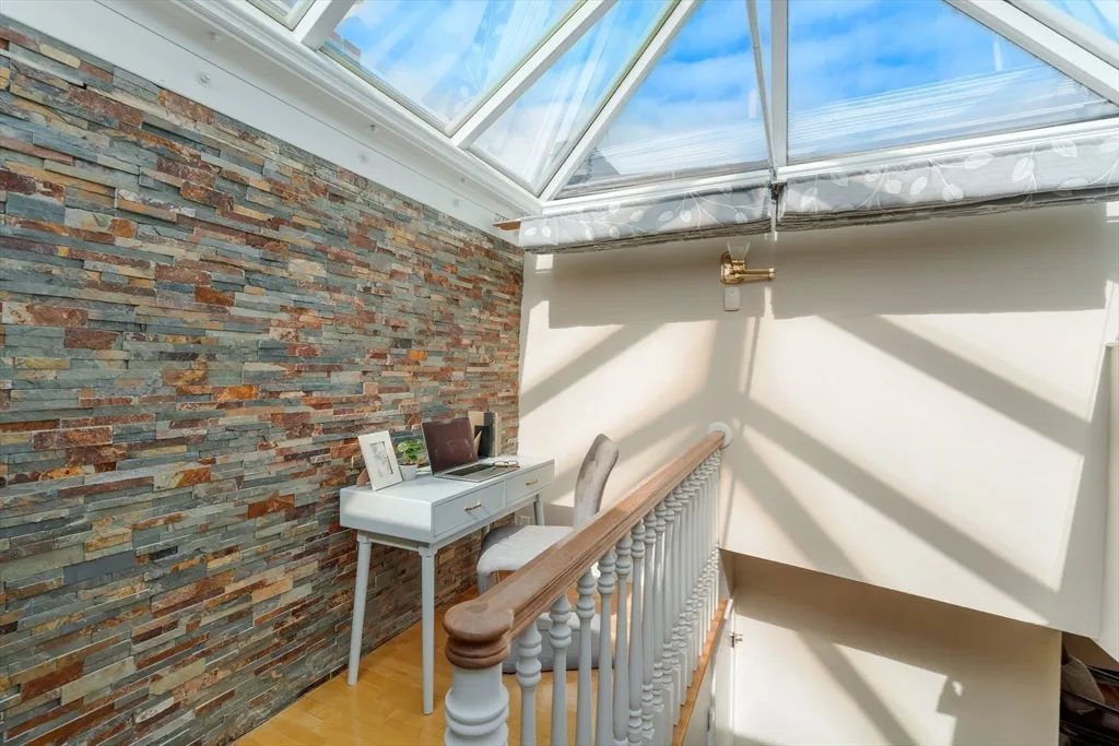 458 Beacon St, Back Bay