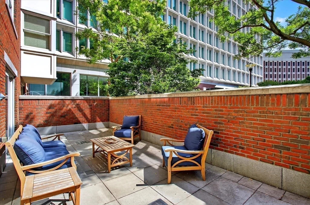 10 Bowdoin St, Beacon Hill