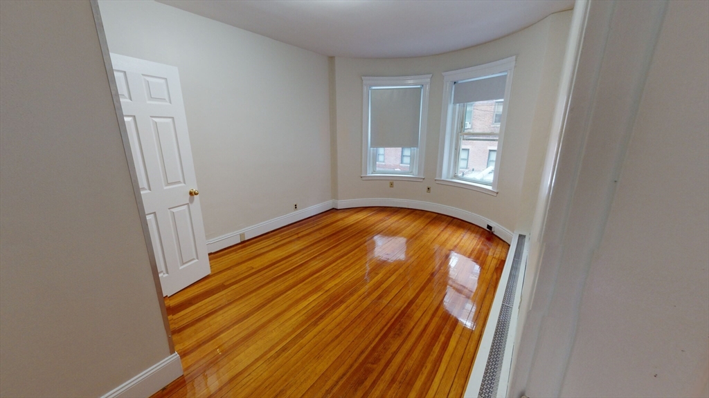 1906 Beacon, Brookline