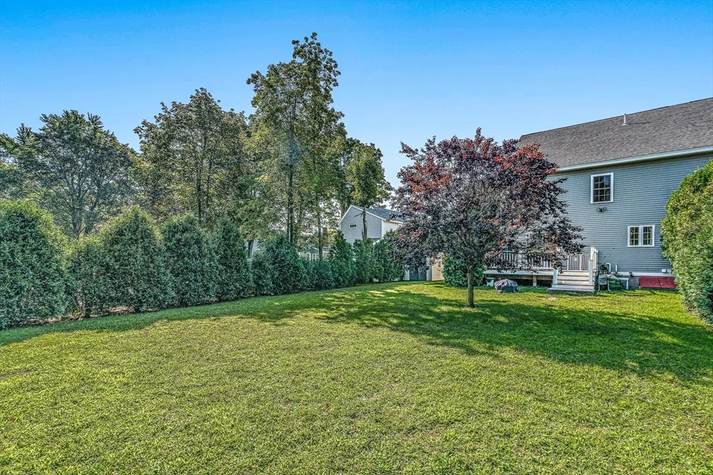 176 Washington St, Reading