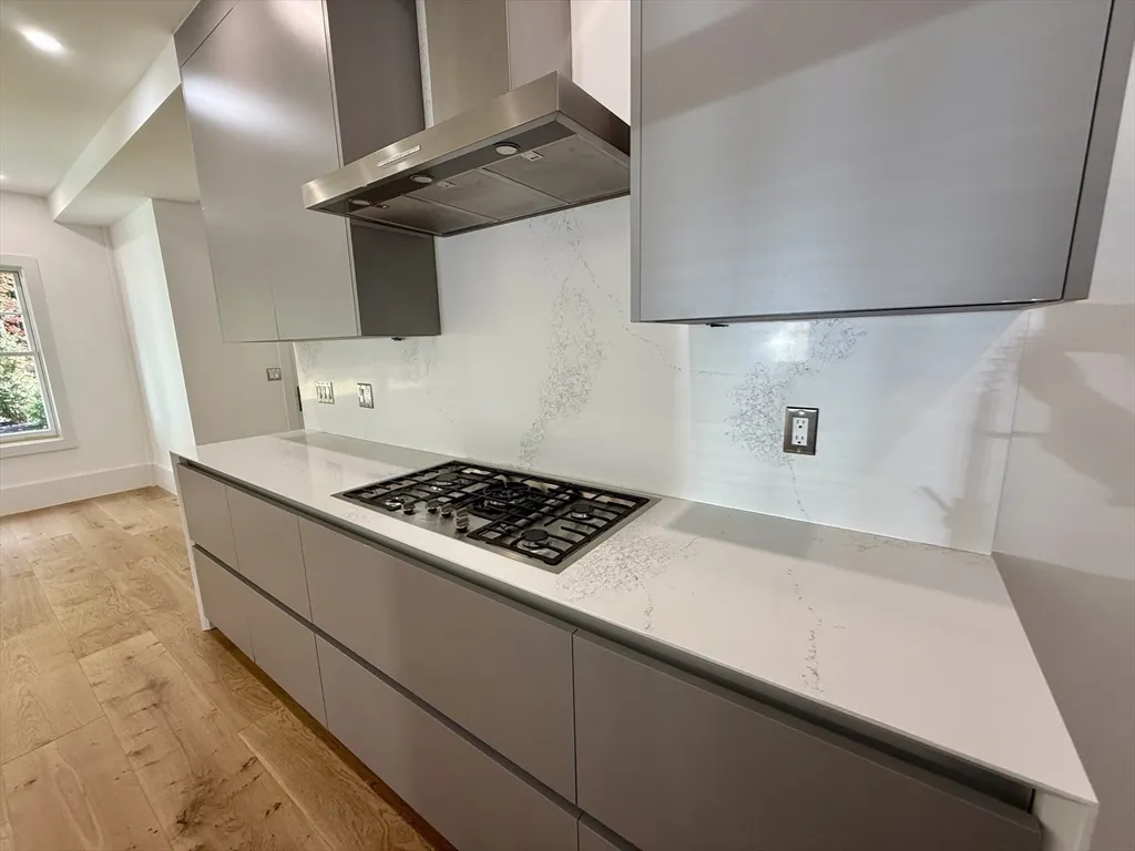 2 Effie Pl, Lexington