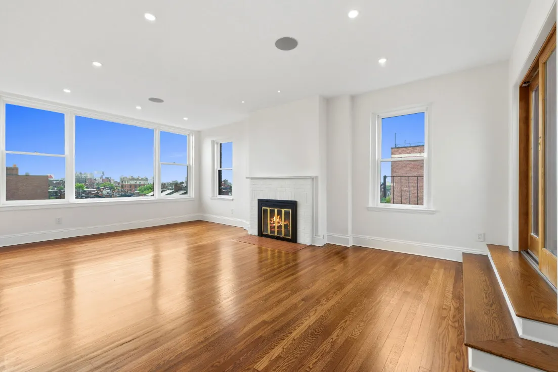 239 Commonwealth Ave, Back Bay