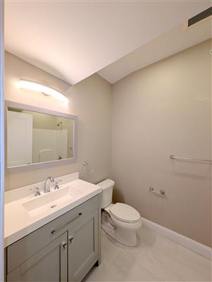 628 Trapelo Rd, Belmont