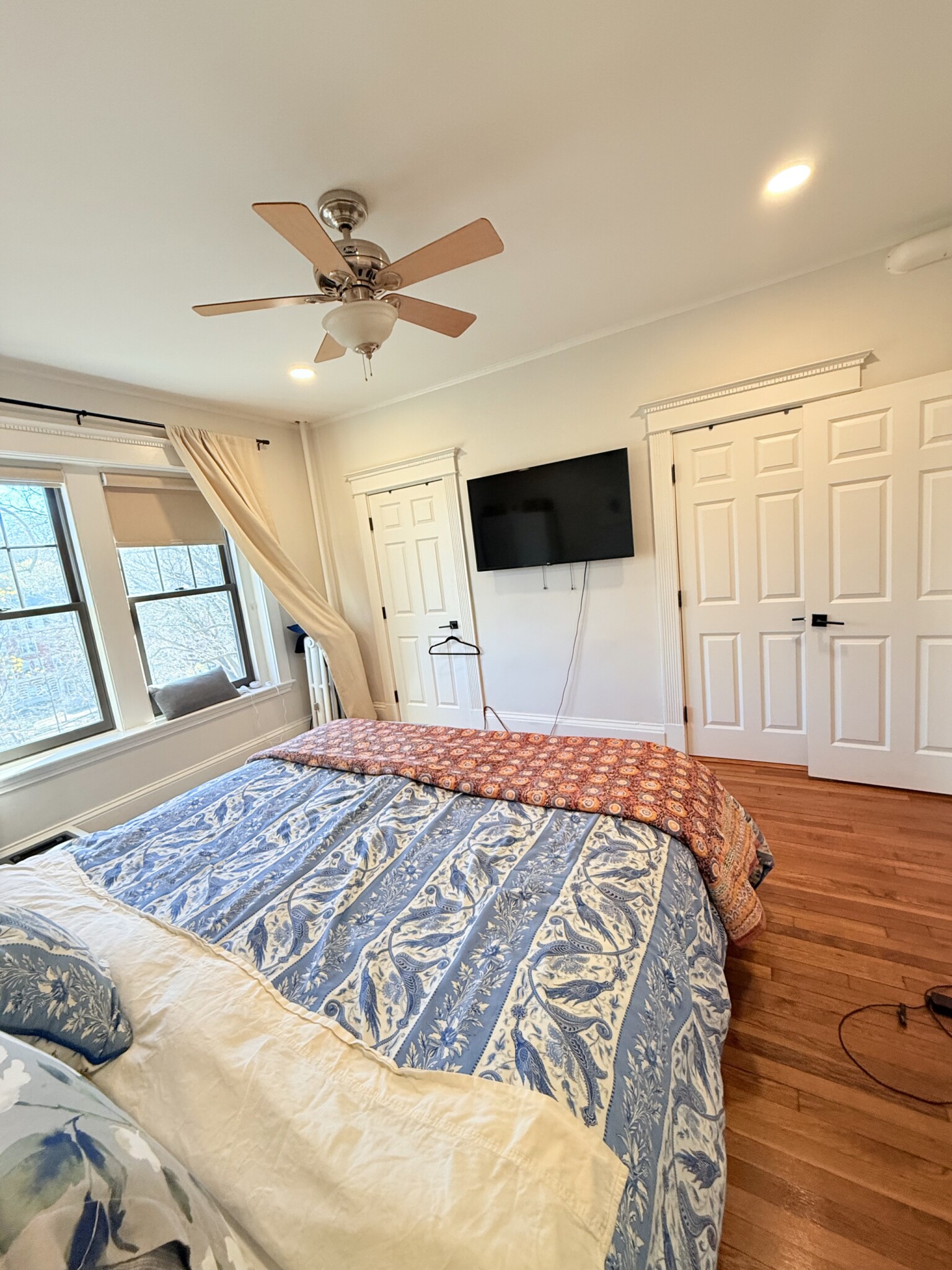 1584 Beacon St, Corey Hill