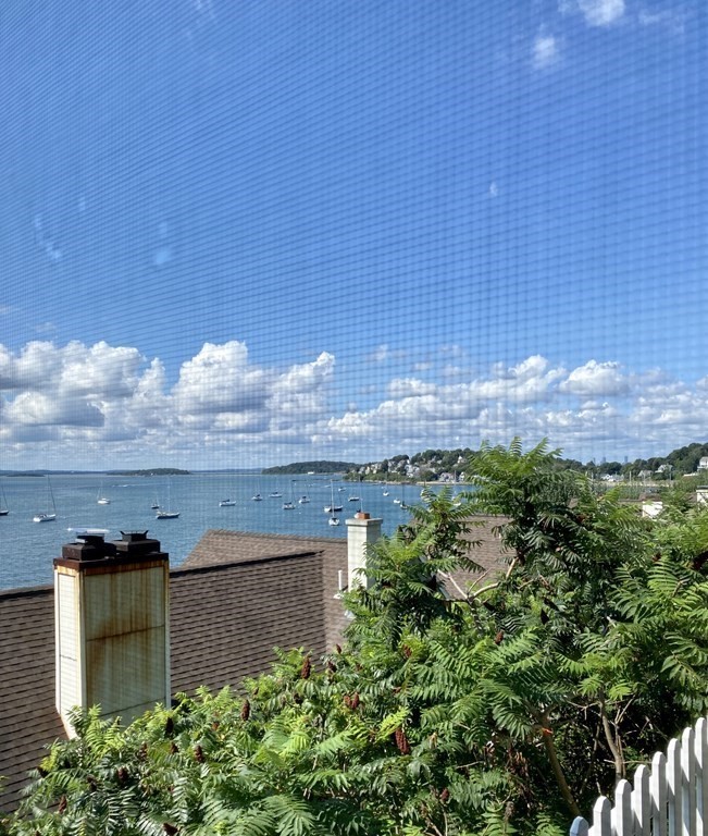 304 Commodore Ct, Spinnaker Island