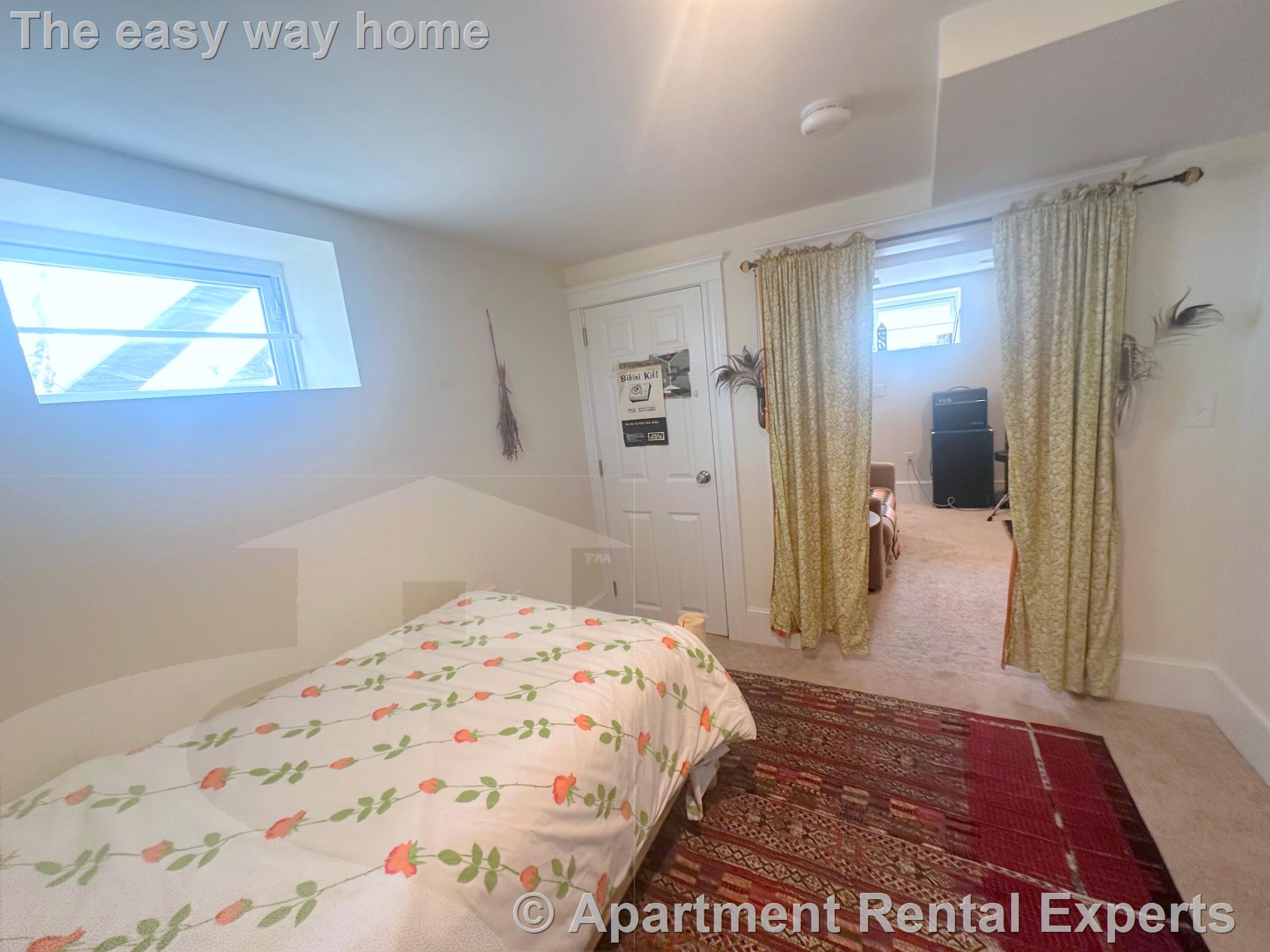 86 Coolidge Rd, Arlington Heights