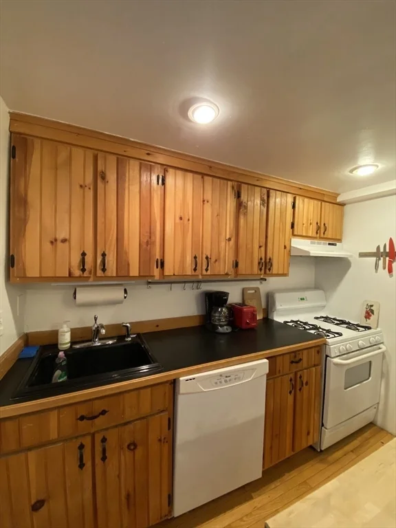 11 William St, Cambridgeport