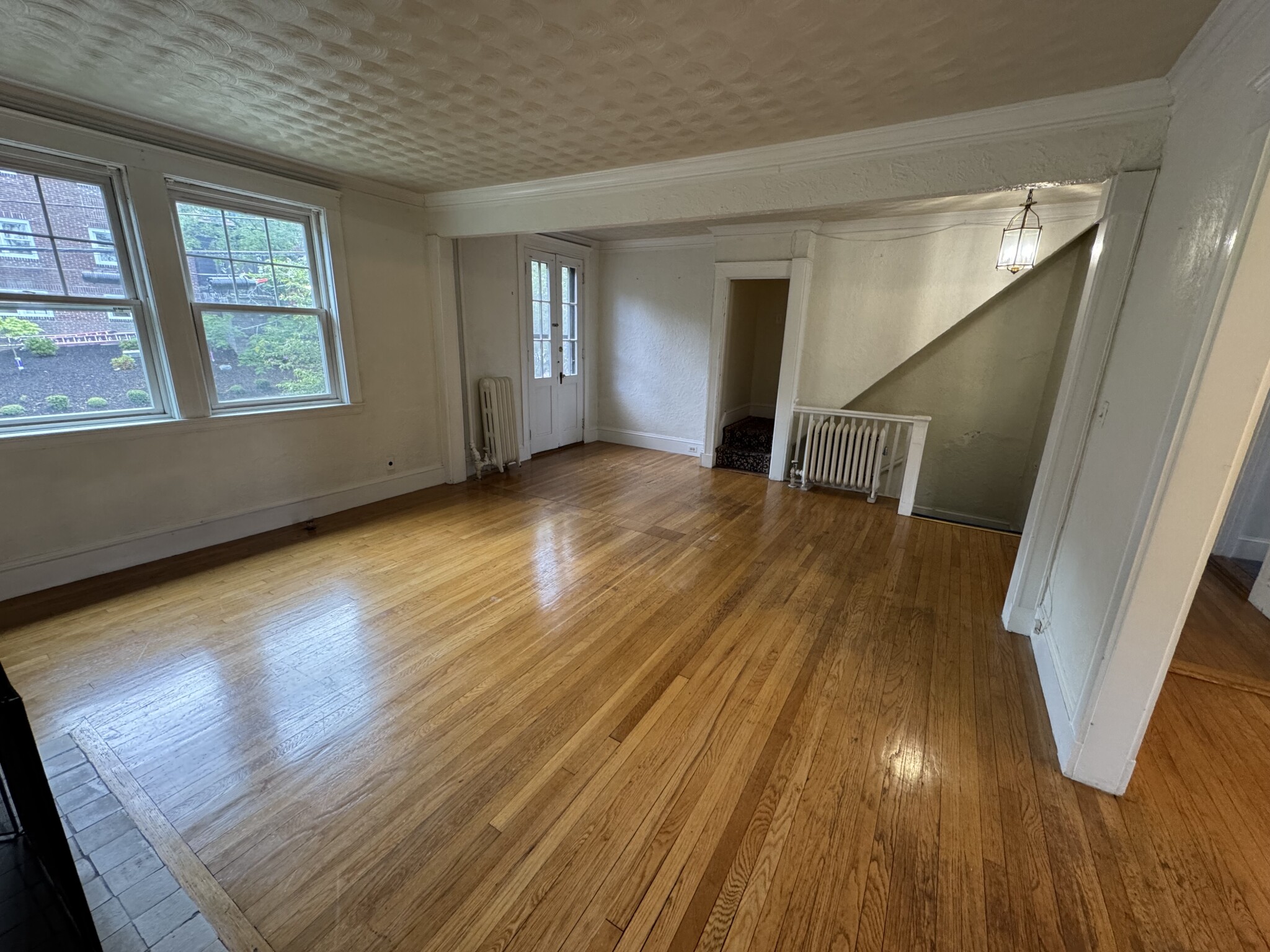 79 Winthrop Rd, Washington Square