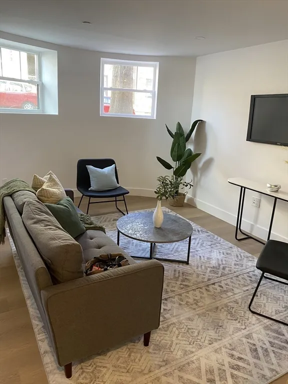 65 Pleasant St, Coolidge Corner