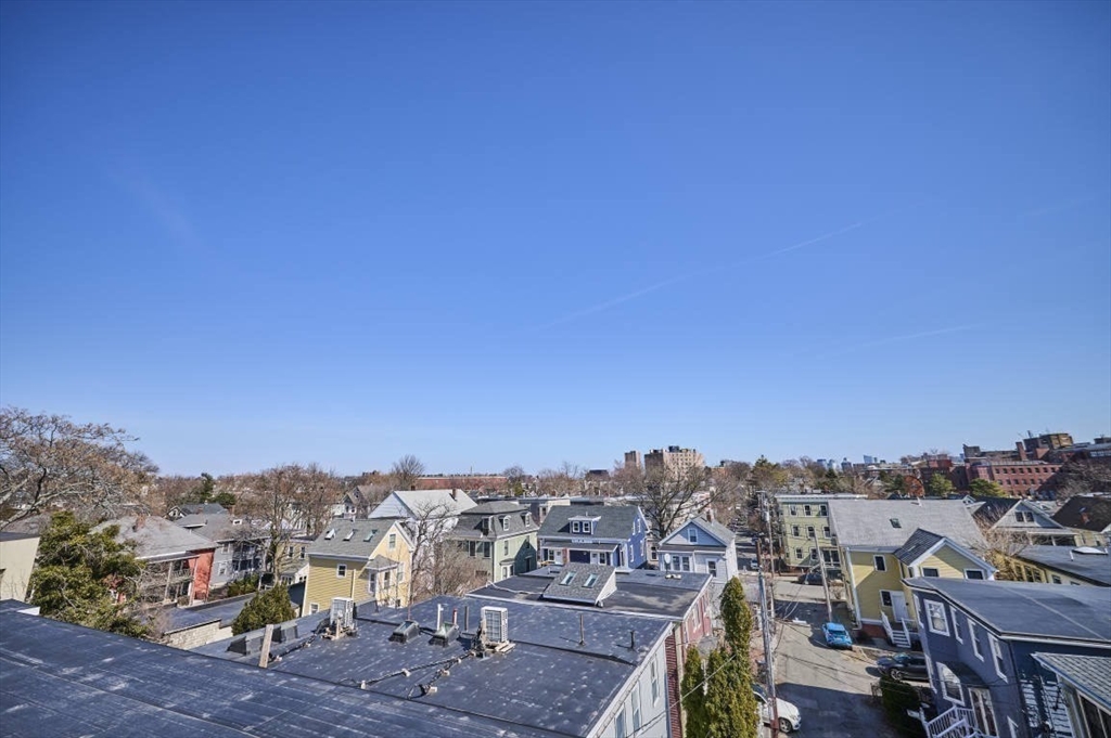 118 Trowbridge St, Harvard Square