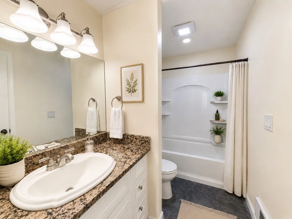 4 Alcott Circle, Taunton