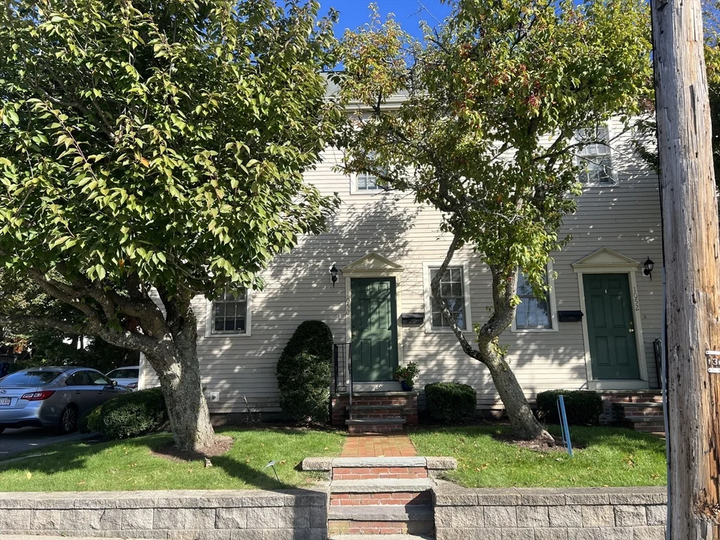 1050 Chestnut St, Newton