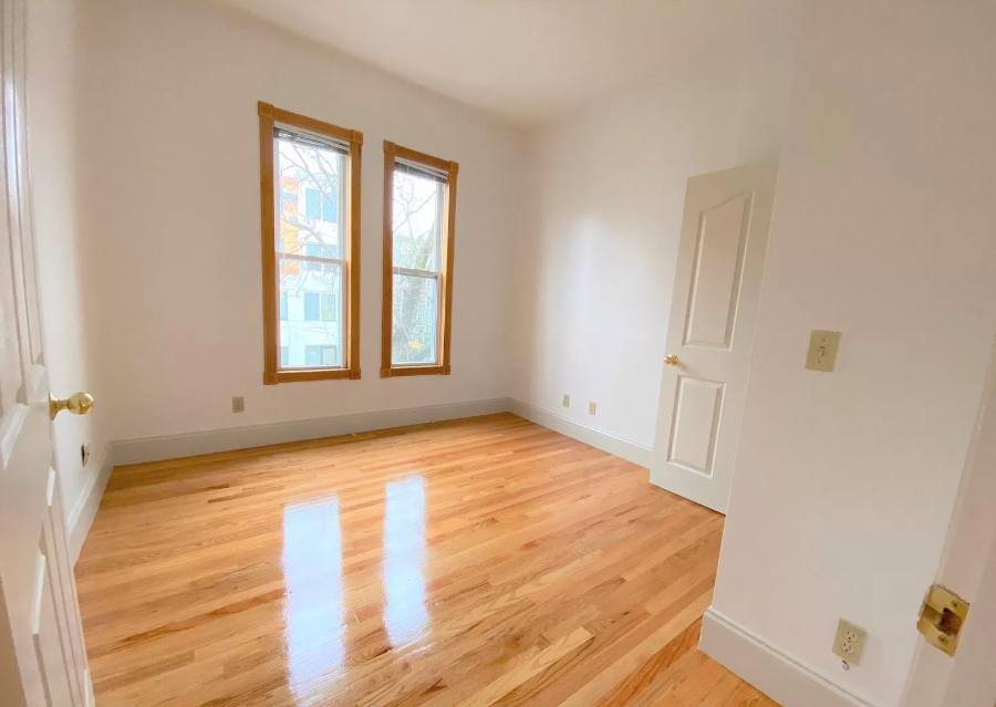 183 Columbia St, The Port