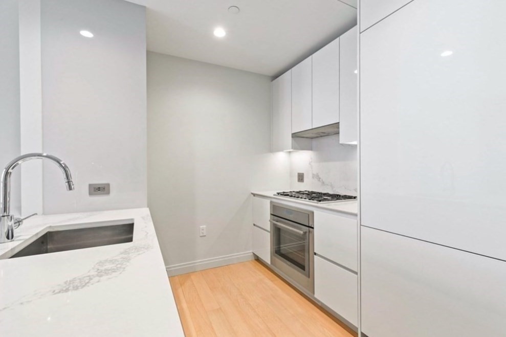 135 Seaport Blvd, Seaport District