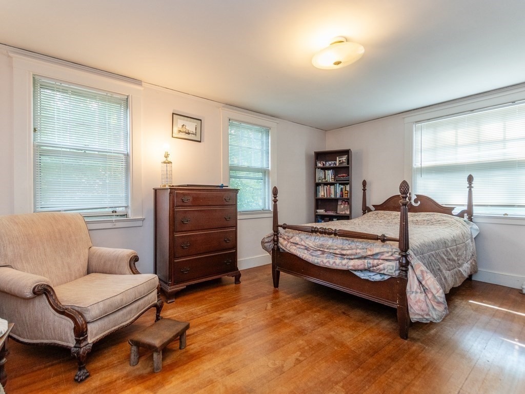 30 Stetson St, North Brookline