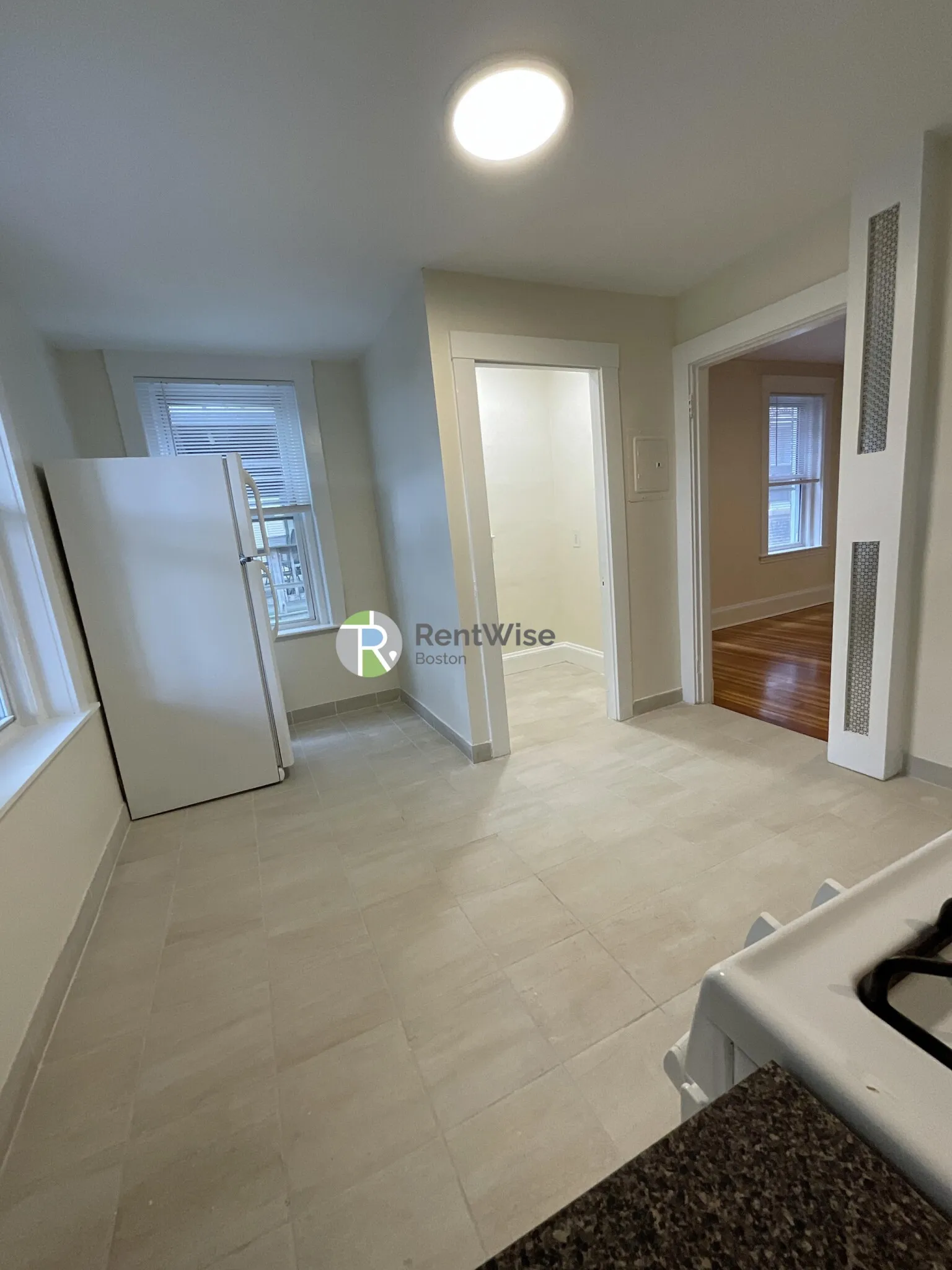 6 Barrows St, Allston