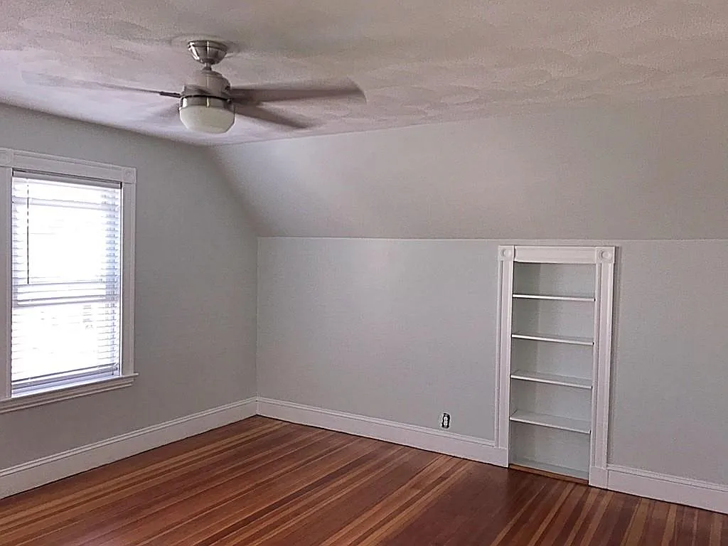 124 Grant Ave, Medford