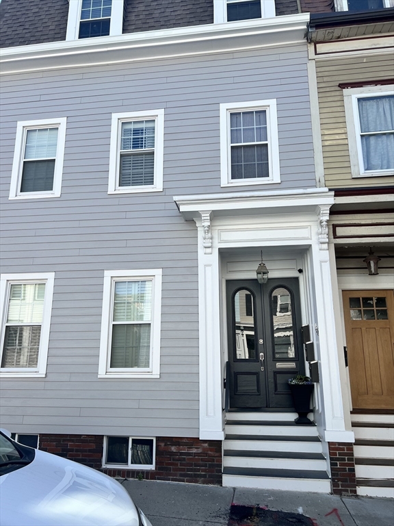 152 O St, South Boston