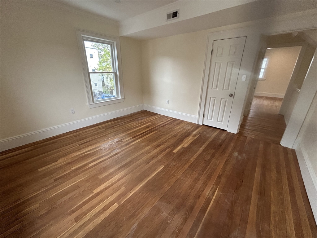 18 Auburn St, Malden