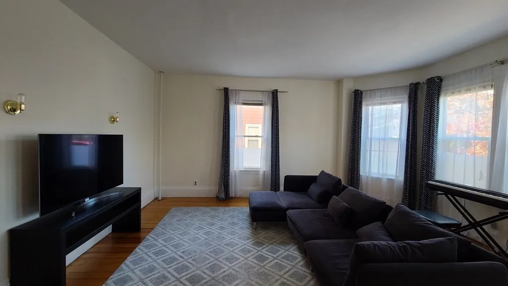 49 Temple St, Winter Hill