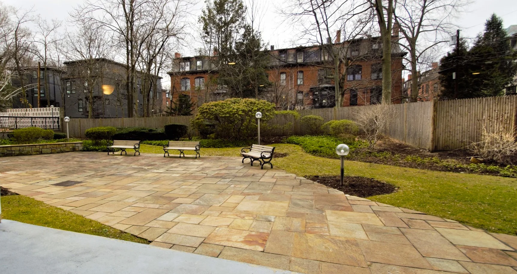 101 Monmouth St, Longwood