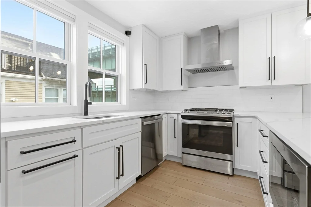 78 Tremont St, Charlestown
