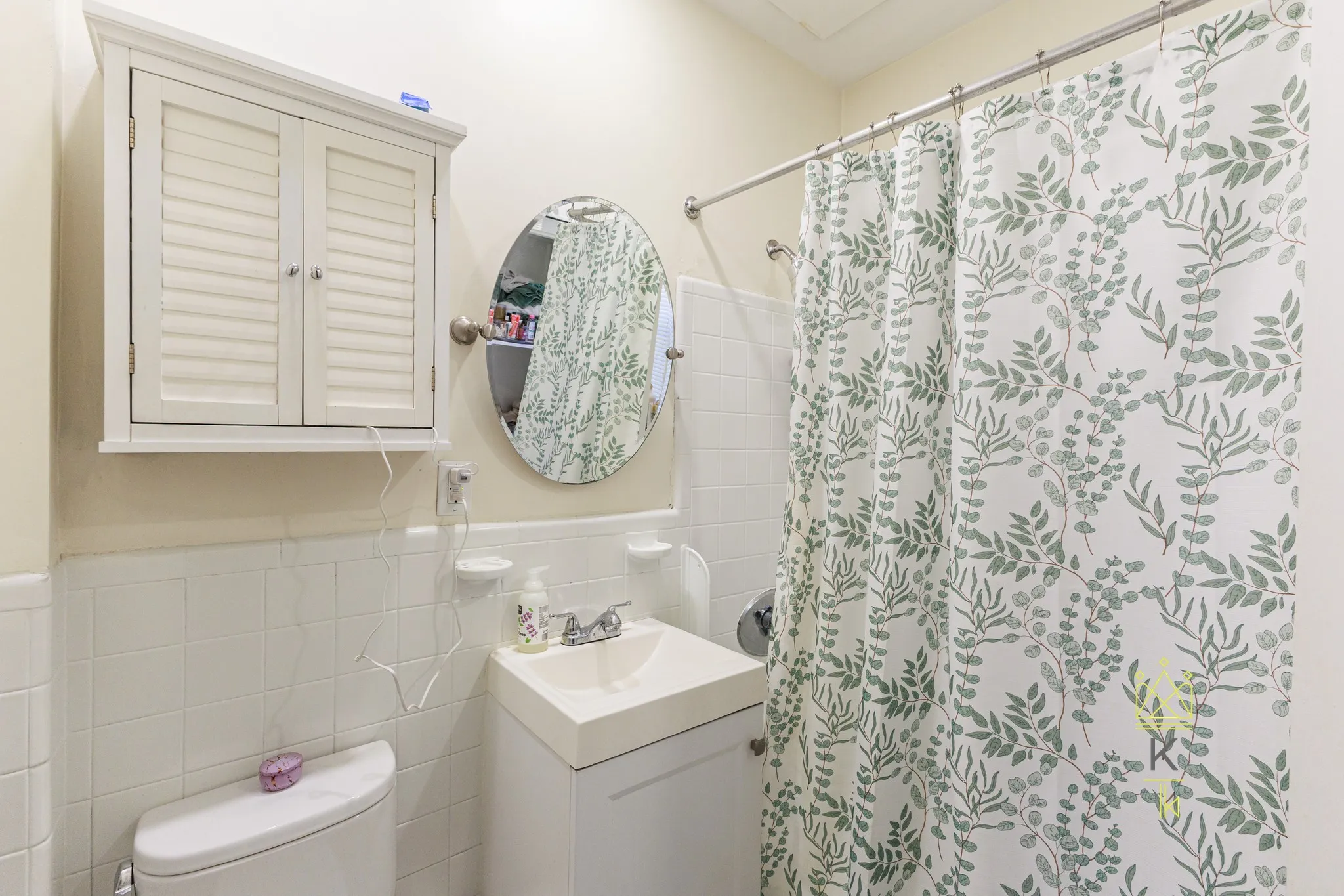 1955 Commonwealth Ave, Brighton