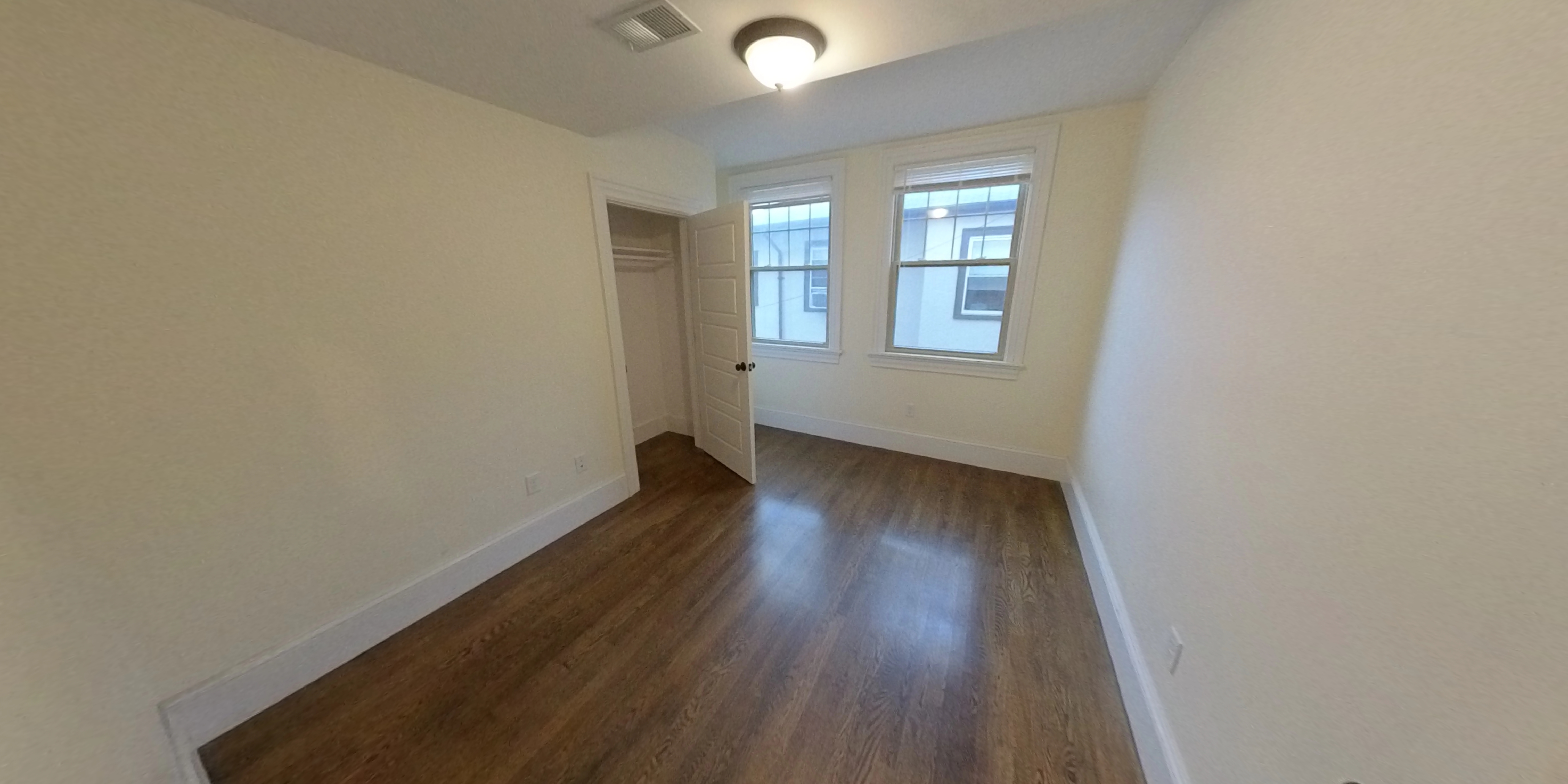 4 bed, 2 bath apartment for rent at 29 Commonwealth Ter Unit 2F, Brighton — photo 6 of 8