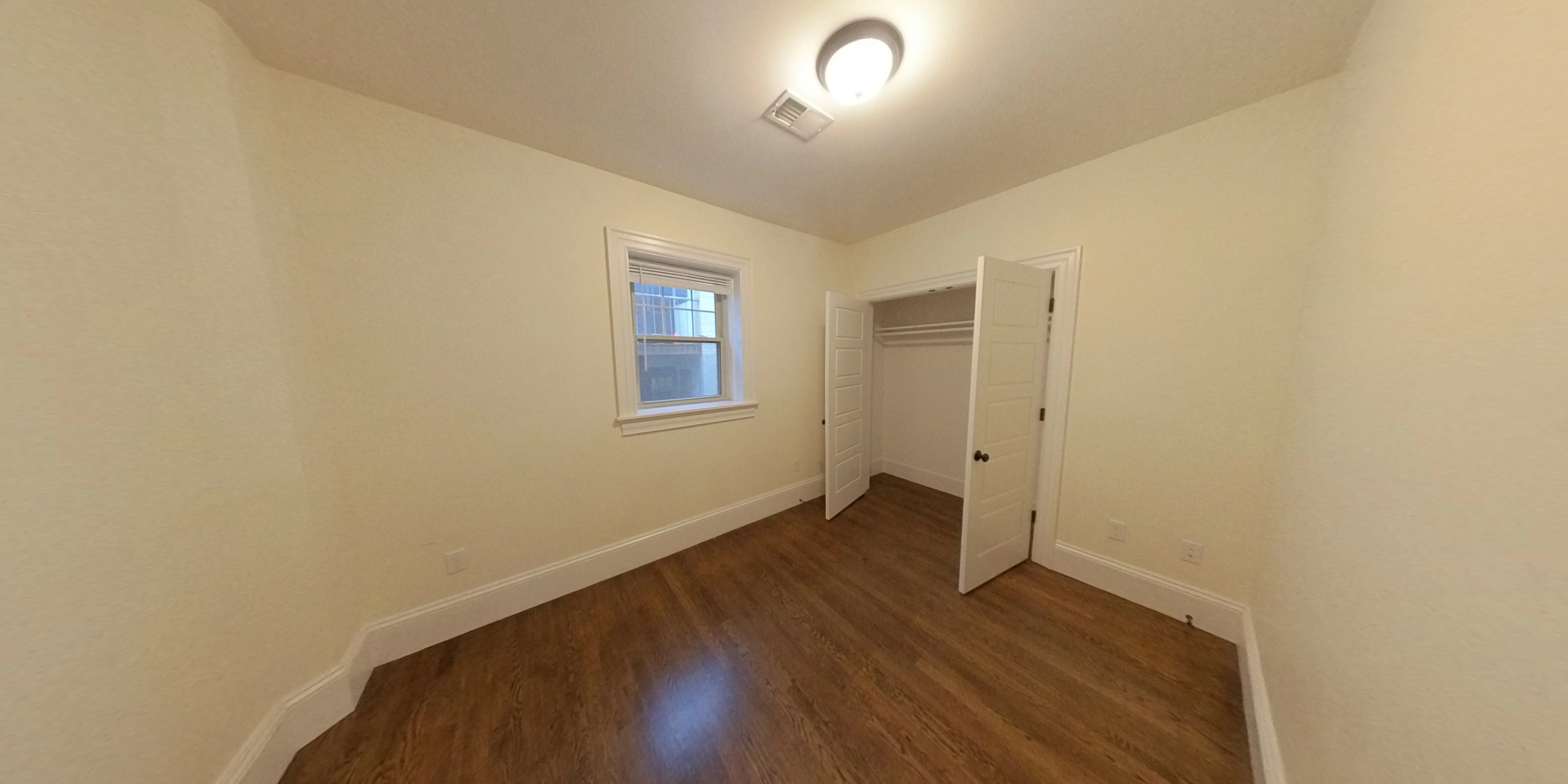 4 bed, 2 bath apartment for rent at 29 Commonwealth Ter Unit 2A, Brighton — photo 5 of 8