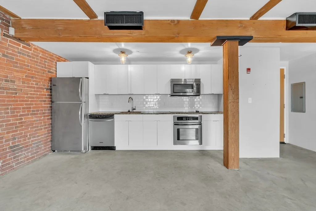 90 Wareham St, South End