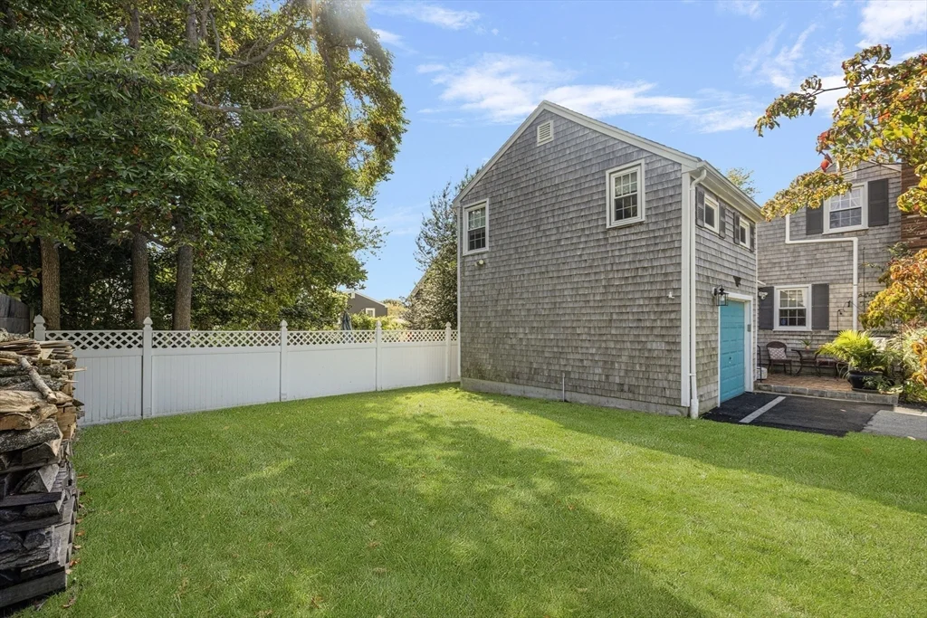 42 Fairmount St, New Bedford