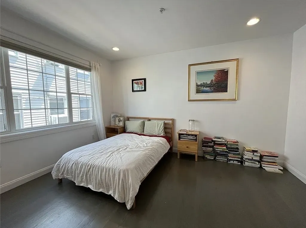 20R Cross St, East Somerville