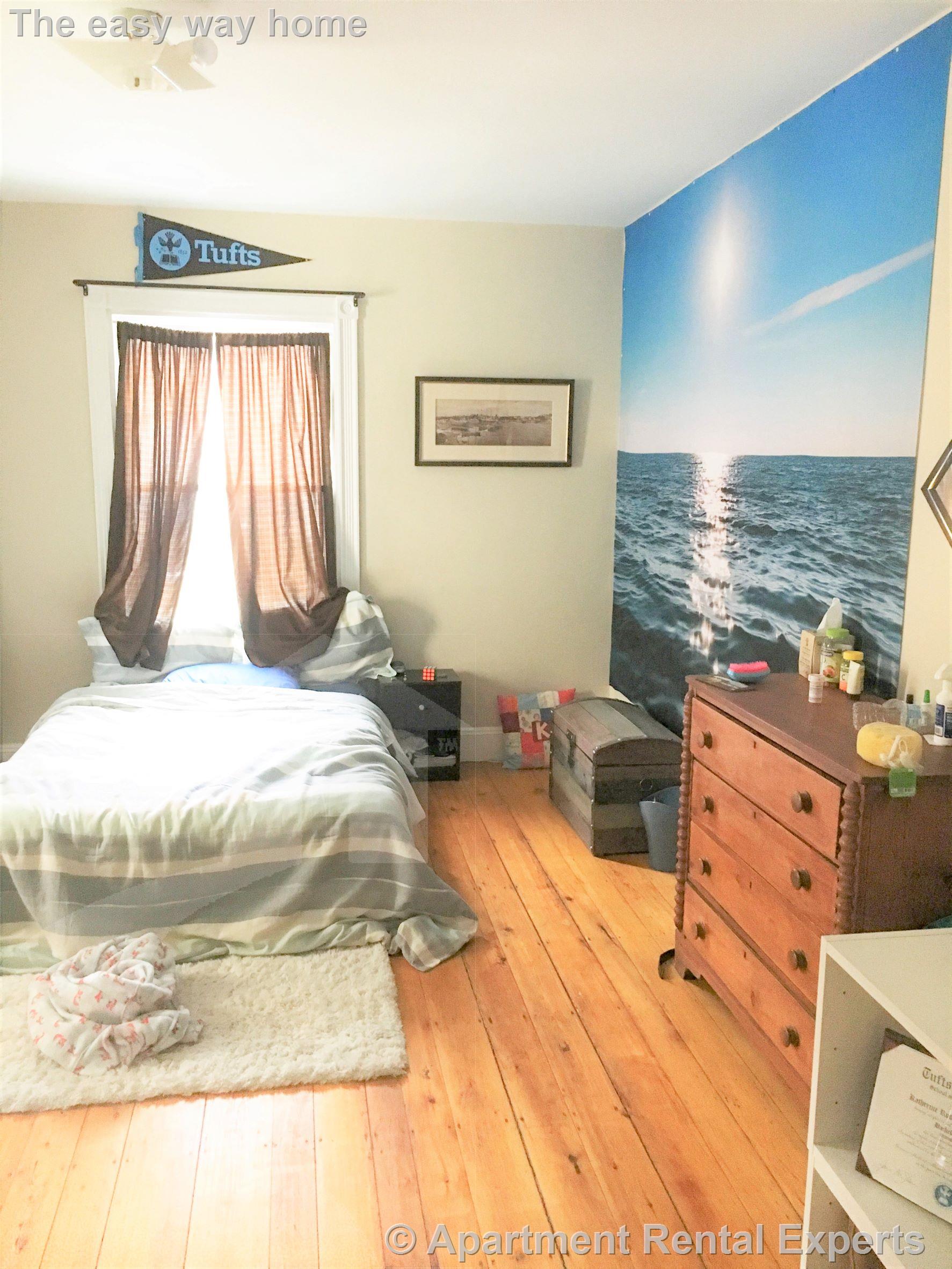 17 Putnam Ave, Harvard Square