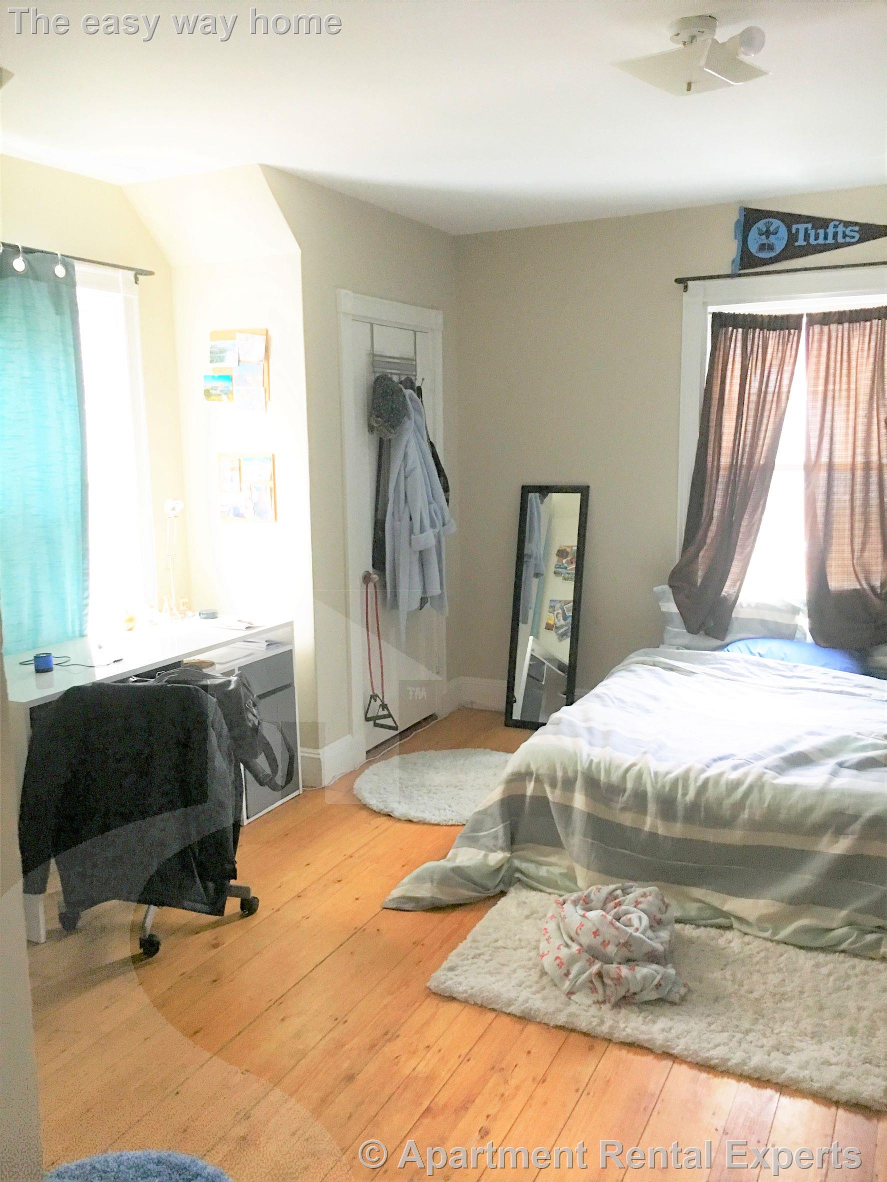 17 Putnam Ave, Harvard Square