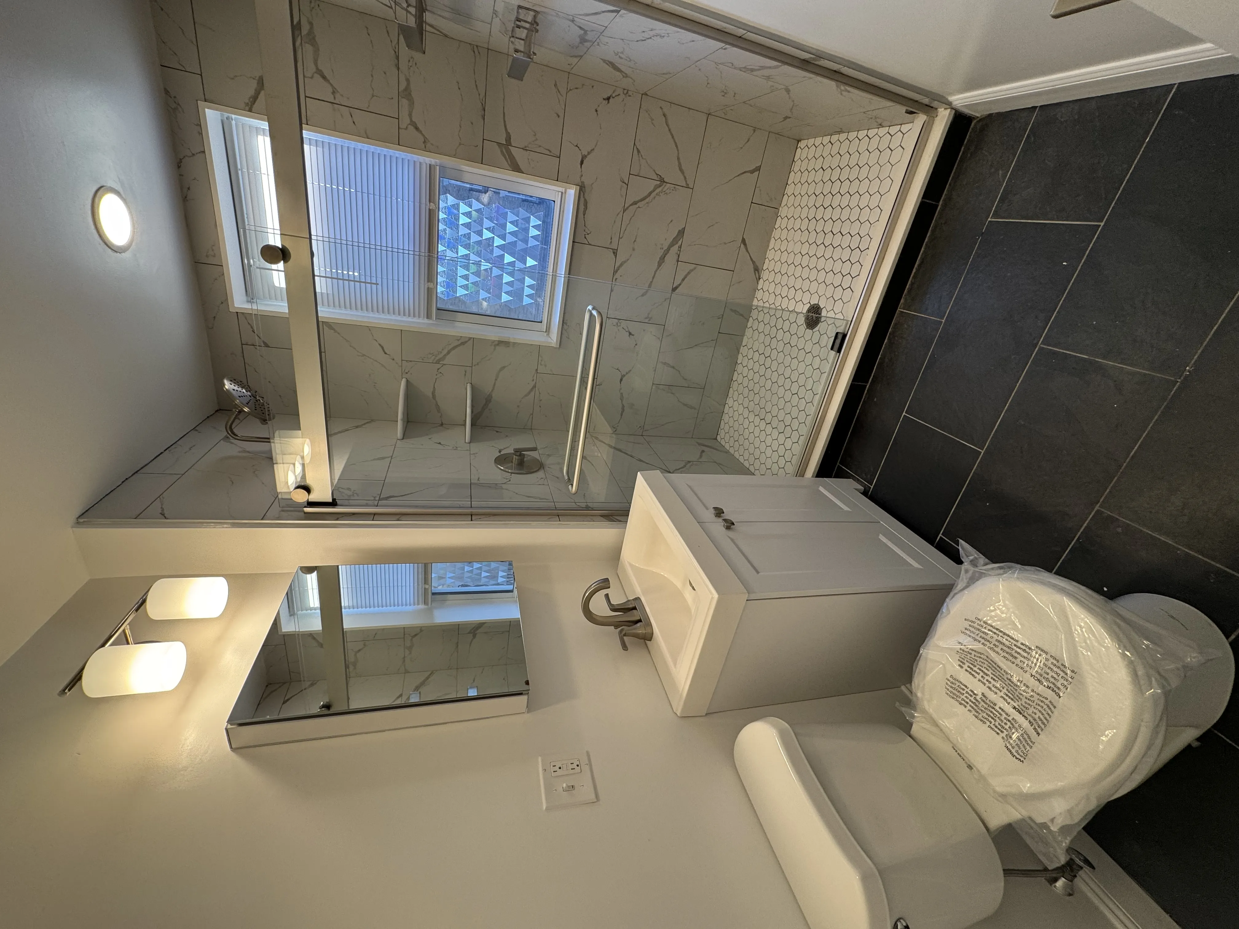 105 Queensberry St, Fenway