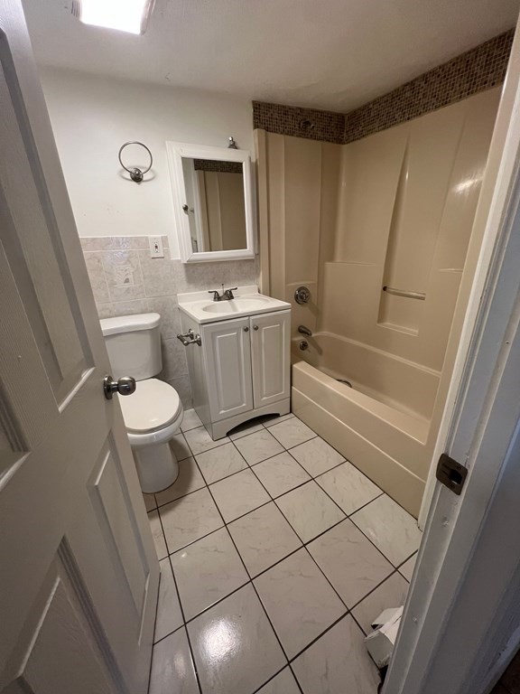 34 Franklin Ave, Revere