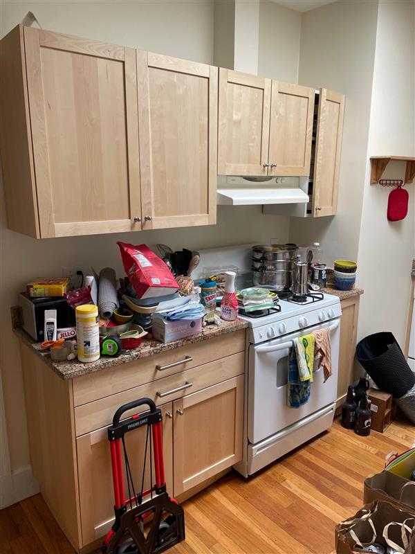 2 bed, 1 bath apartment for rent at 206 Mass Unit 8, Teele Square — photo 1 of 9