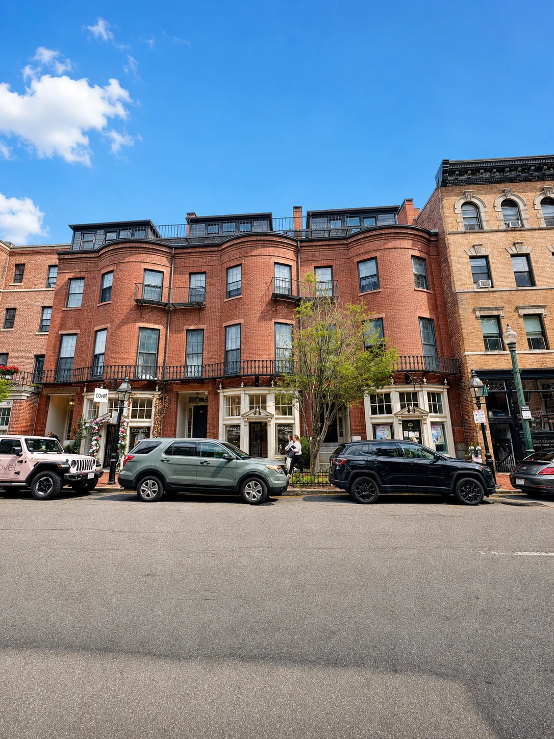 105 Charles St, Beacon Hill