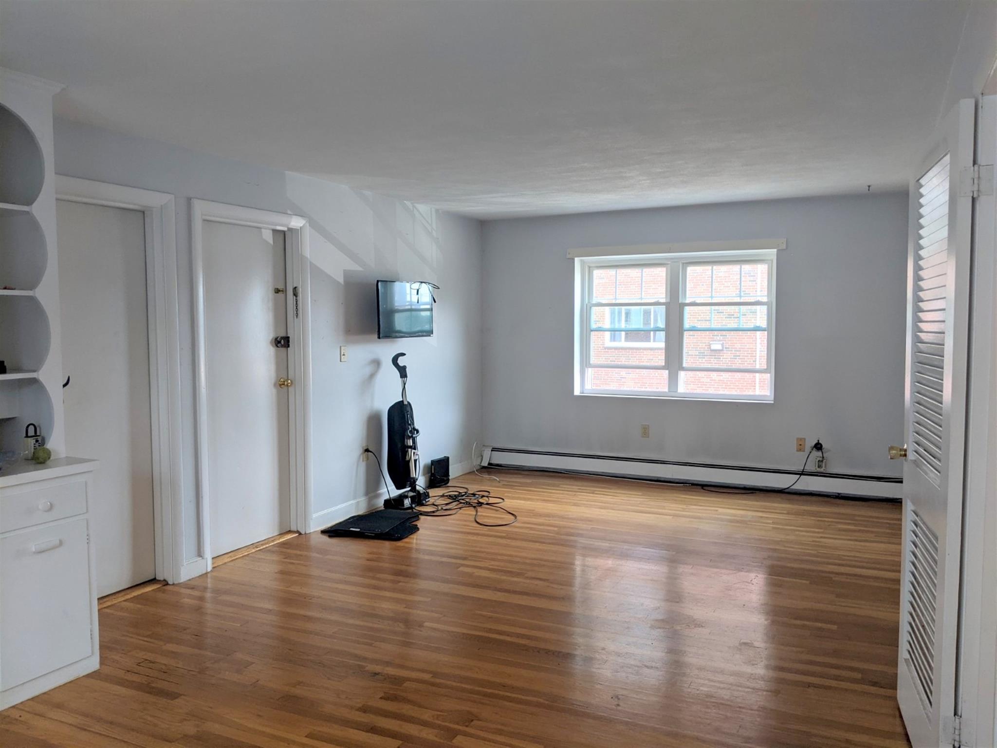 1 bed, 1 bath apartment for rent at 219 Massachusetts Ave Unit 2, Arlington — photo 9 of 14