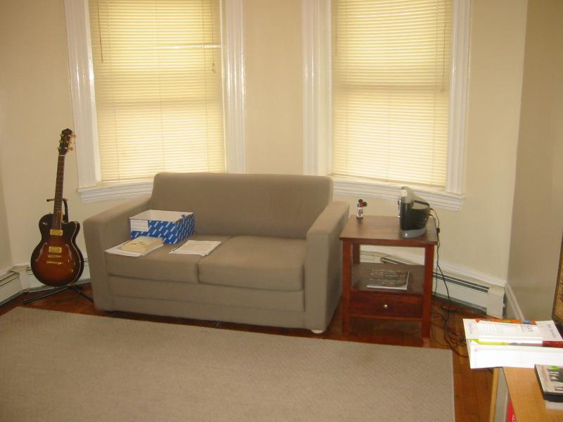1 bed, 1 bath apartment for rent at 208 Winthrop Rd Unit 27, Aspinwall Hill — photo 2 of 3
