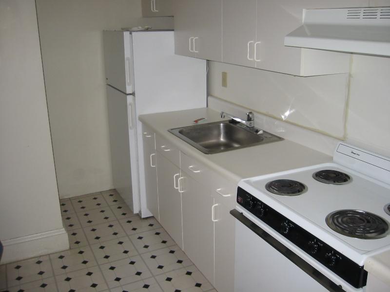 1 bed, 1 bath apartment for rent at 208 Winthrop Rd Unit 27, Aspinwall Hill — photo 3 of 3