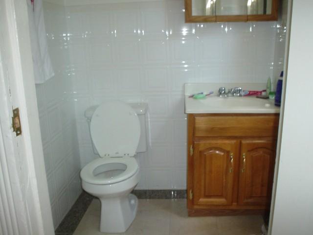 3 bed, 1.5 bath apartment for rent at 1412 Commonwealth Ave Unit 7, Brighton — photo 10 of 11